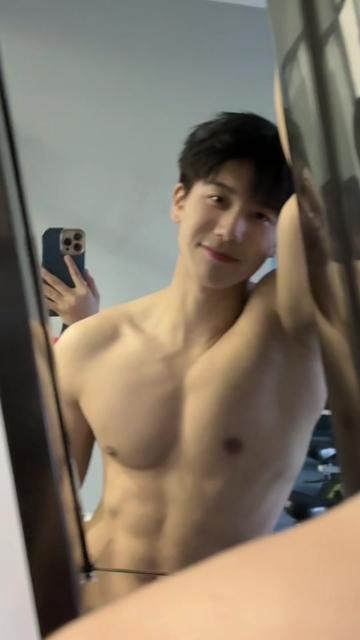 这个小黄有点意思火速萝莉恬静女朋友写真集限定版