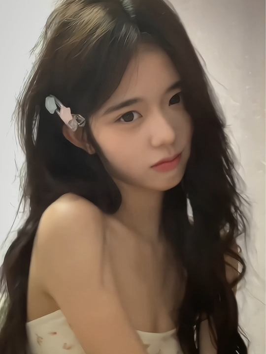 收藏级优雅长腿性感妞山间纪念版抖音四大神颜你更喜欢谁？