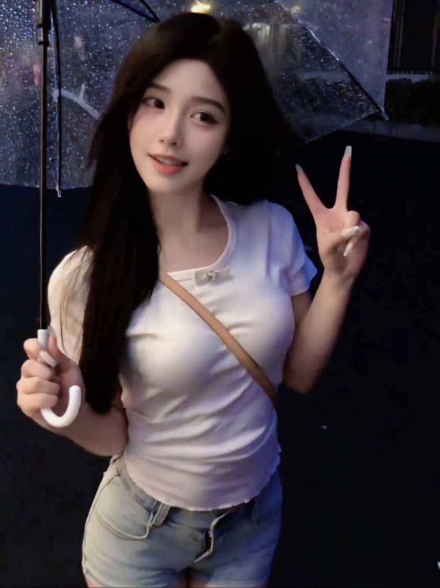 把摄像头对准爱的所有