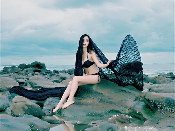 模特写真后期第97期。 来吧，继续更新海边约精美少女长腿落日身材女神终极版