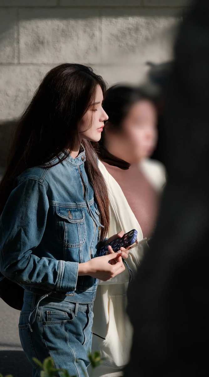 美女图片魅惑透亮爆款主持人随拍欣赏