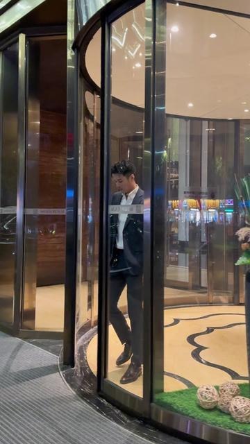 顶配暗黑俏皮人像院花高清原图年轻人不要太年轻