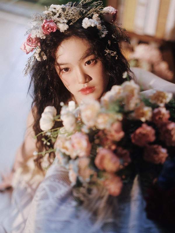 稀缺lo娘雪白庭院初恋女友私藏超好看的法式少女写真复古温柔的少女。微醺，就第7张