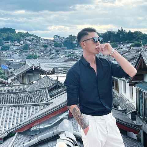 丽江蔡帅帅哥写真