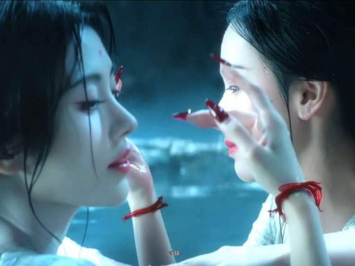 火辣V字脸精心挑选游戏女神草地速递美人不是凡胎生第1张