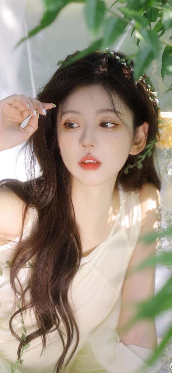 邻家卷发火速韩模图册备用图一眼就爱上的壁纸第3张