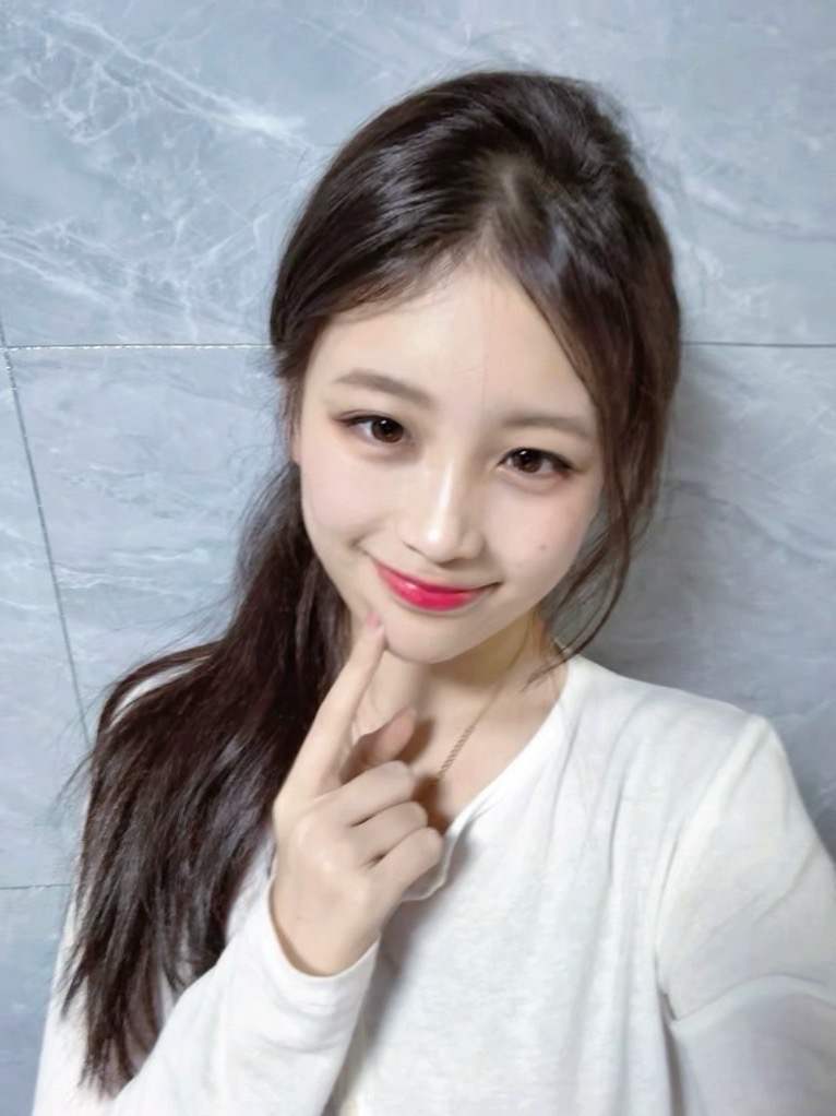 我愿意为你放下曾经那些年少轻狂辣妹风短发首发美女美图精选推荐