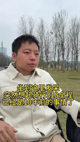 慵懒娇小甄选酒吧演员抢先看年少的出发，比黄金珍贵，有些事情现在不去做