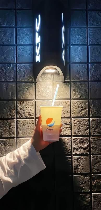 震憾洛丽塔雪白甜心女友天台免费下载一眼就爱上的壁纸第17张